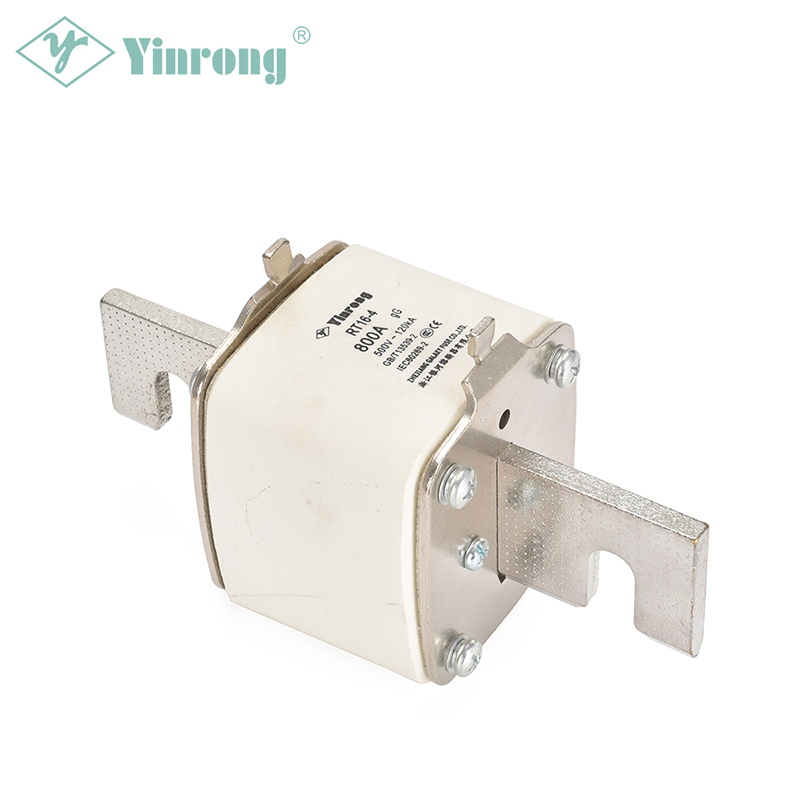 So stellen Sie die lange Lebensdauer und das hohe Durchschaltvermögen Ihrer Niederspannungs-HRC-Sicherung sicher